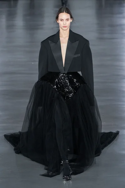 Look 76